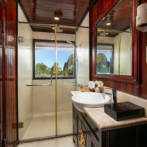 King Suite Ocean View